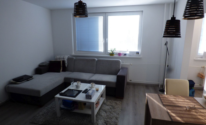 2-izbový byt, KVP, Titogradská, OV,50m2 kompl,rekon, 6.p/8 - fotografia 5