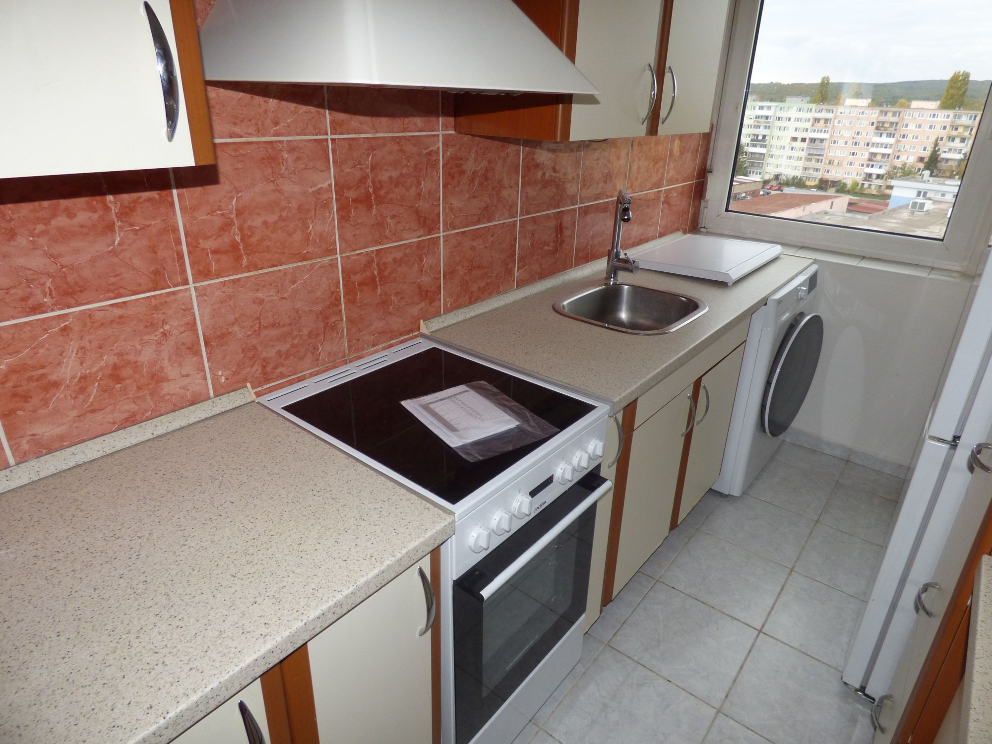 3-izb TERASA-  Michalovská, OV, 66m2, ČR, 8.p, balkón