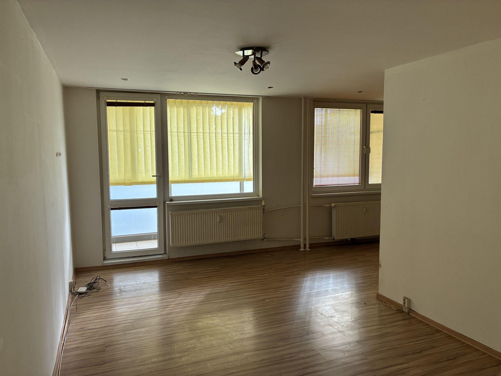 3-izb NAD JAZEROM- STÁLICOVÁ, OV 68m2,PRAŽSKÝ 6m dlhá lodžia